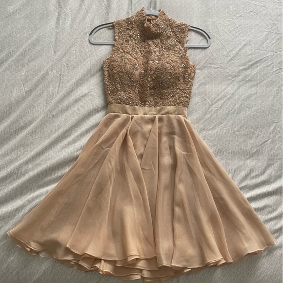 Sherri Hill Mini Homecoming Dress Nude 00 - Picture 2 of 13